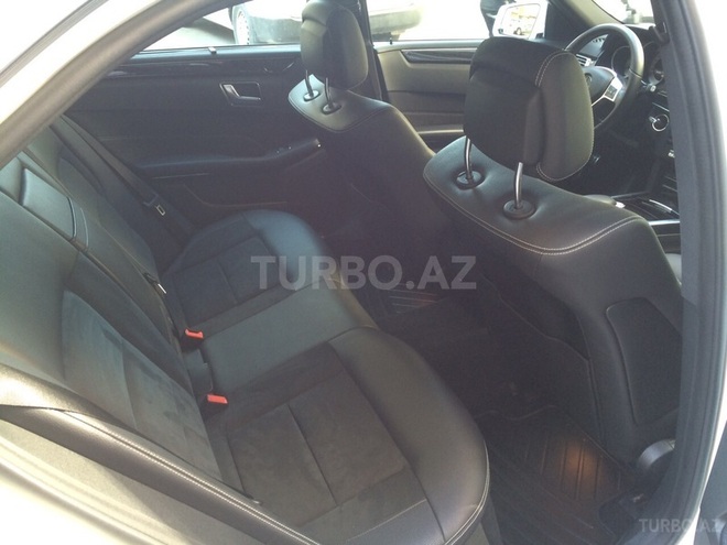 Mercedes E 250 2013, 40,000 km - 2.0 l - Bakı