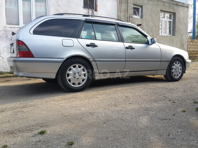 Mercedes C 200 1999, 270,000 km - 0.2 l - Bakı