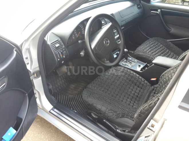 Mercedes C 200 1999, 270,000 km - 0.2 l - Bakı