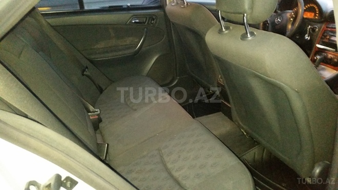 Mercedes C 220 2002, 310,000 km - 2.2 l - Bakı