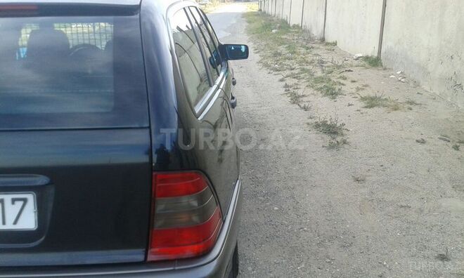 Mercedes C 180 2000, 189,000 km - 1.8 l - Bakı