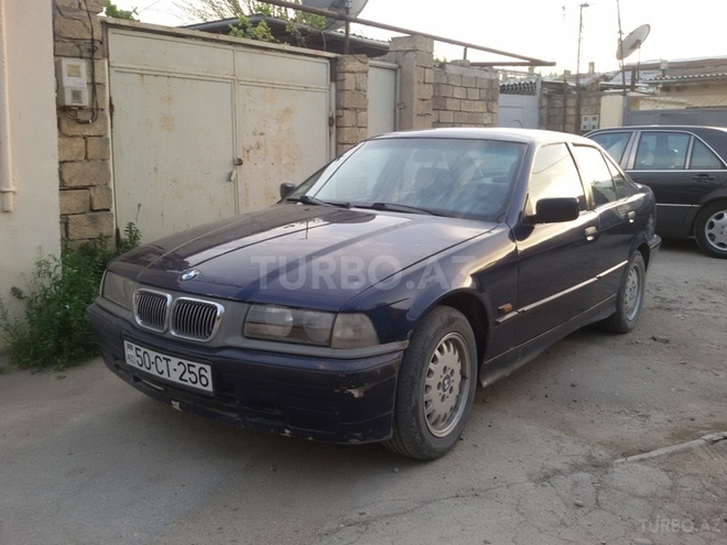 BMW 318 1991, 256,000 km - 1.8 l - Bakı