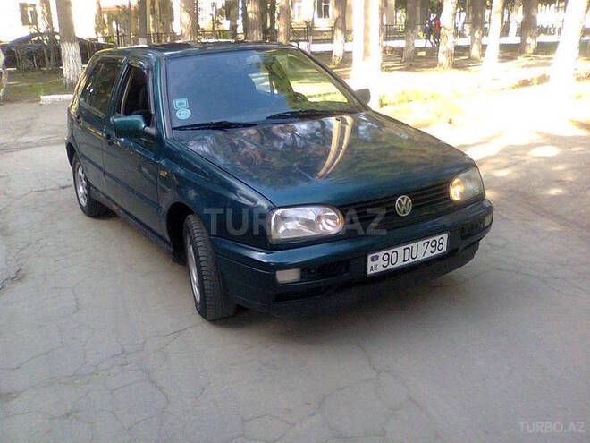 Volkswagen Golf 1996, 250,000 km - 1.6 l - Bakı