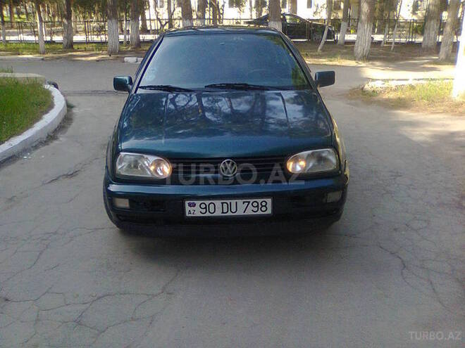 Volkswagen Golf 1996, 250,000 km - 1.6 l - Bakı