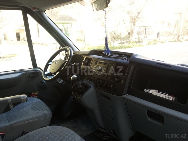 Ford Transit 2009, 204,000 km - 2.2 l - Bakı