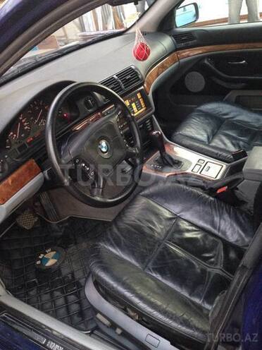BMW 523 1997, 200,000 km - 2.5 l - Bakı