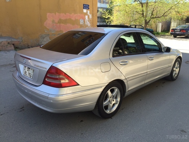 Mercedes C 200 2001, 153,500 km - 2.0 l - Bakı