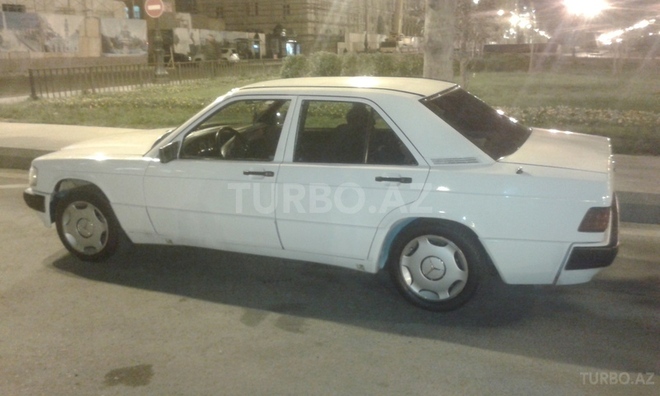 Mercedes 190 1992, 270,000 km - 2.0 л - Bakı