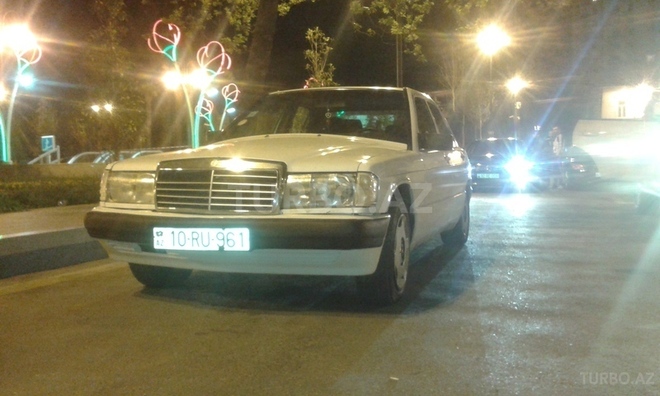 Mercedes 190 1992, 270,000 km - 2.0 л - Bakı