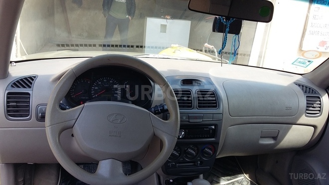 Hyundai Accent 2002, 180,000 km - 1.6 l - Bakı