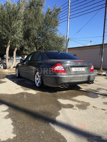 Mercedes E 320 2002, 225,000 km - 3.2 l - Bakı