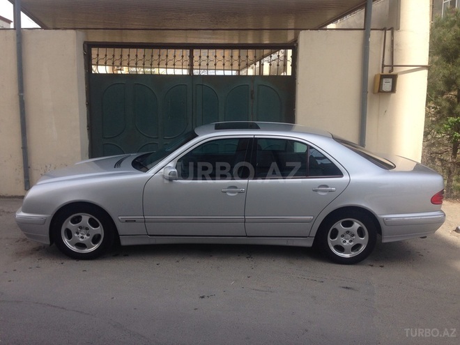 Mercedes E 320 2000, 116,000 km - 3.2 л - Bakı