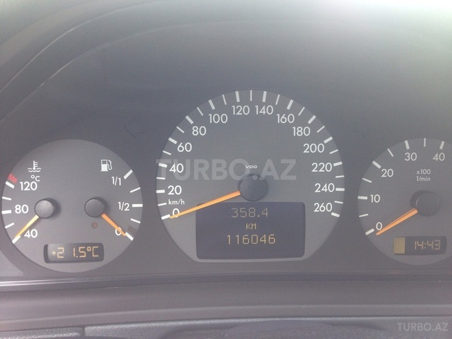 Mercedes E 320 2000, 116,000 km - 3.2 л - Bakı