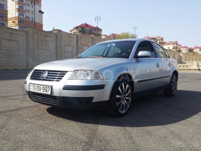 Volkswagen Passat 2011, 141,000 km - 1.8 l - Bakı