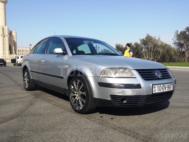 Volkswagen Passat 2011, 141,000 km - 1.8 l - Bakı