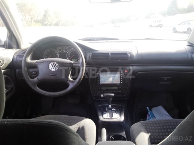 Volkswagen Passat 2011, 141,000 km - 1.8 l - Bakı