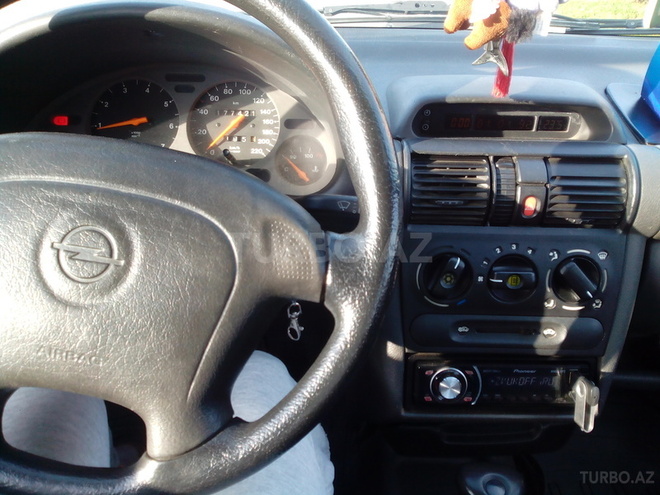 Opel Vita 1996, 177,500 km - 1.4 l - Bakı