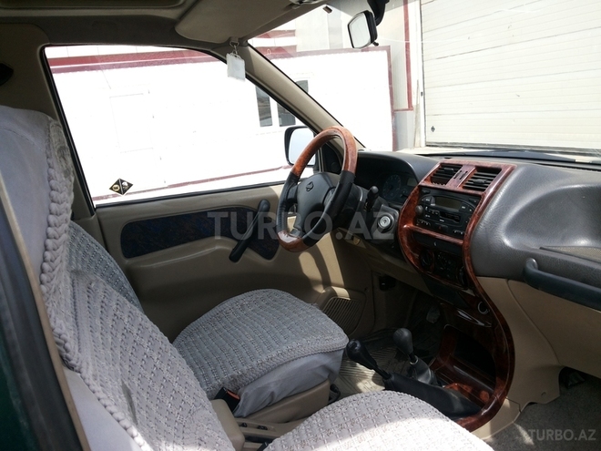 Nissan Terrano 2001, 228,000 km - 2.7 l - Bakı