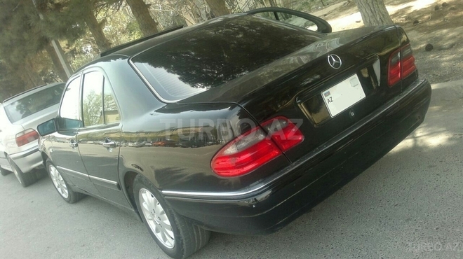 Mercedes E 320 1997, 280,000 km - 3.2 l - Bakı