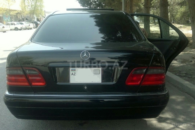 Mercedes E 320 1997, 280,000 km - 3.2 l - Bakı