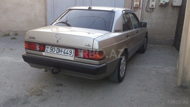 Mercedes 190 1991, 214,019 km - 1.8 l - Bakı