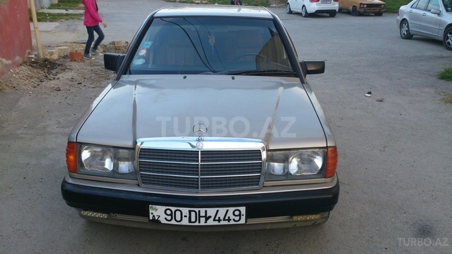 Mercedes 190 1991, 214,019 km - 1.8 l - Bakı