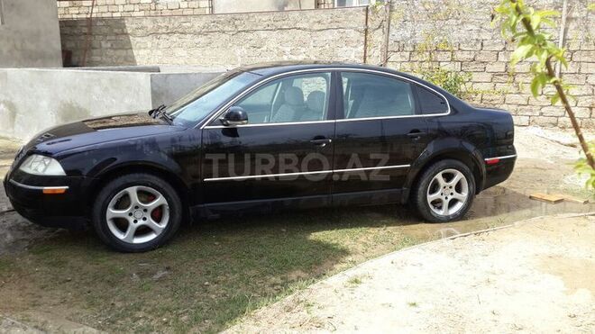 Volkswagen Passat 2003, 134,000 km - 1.8 l - Bakı