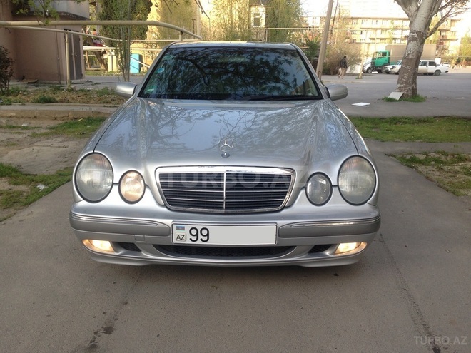 Mercedes E 280 2000, 159,000 km - 2.8 l - Bakı