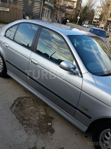 BMW 528 1998, 250,000 km - 2.8 l - Bakı