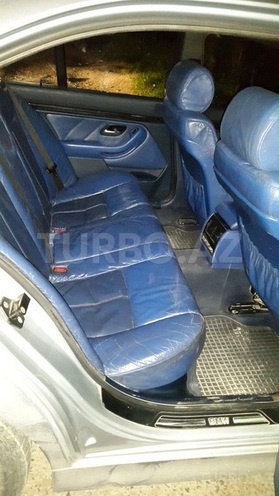 BMW 528 1998, 250,000 km - 2.8 l - Bakı