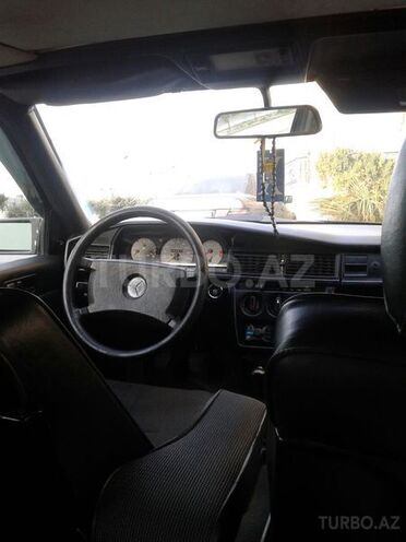 Mercedes 190 1990, 289,670 km - 1.8 l - Bakı