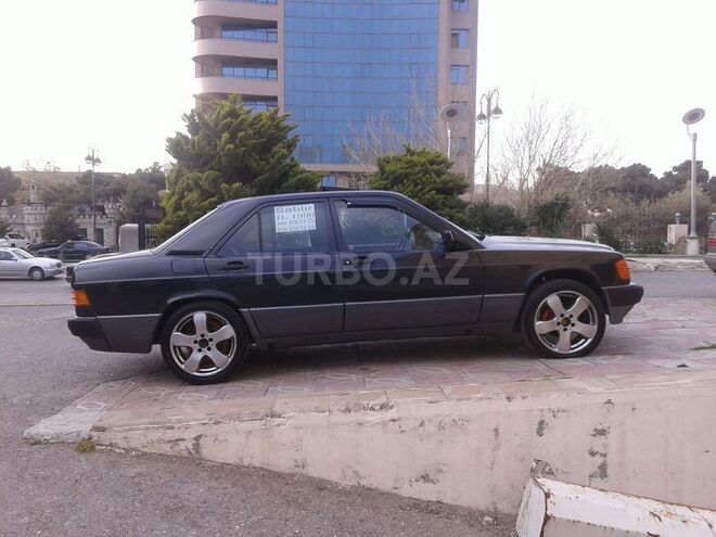Mercedes 190 1990, 289,670 km - 1.8 l - Bakı