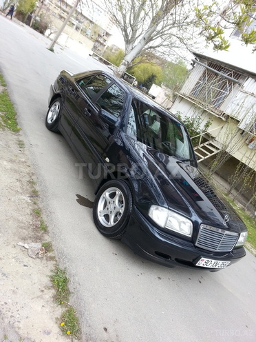 Mercedes C 180 1999, 190,000 km - 0.2 l - Bakı