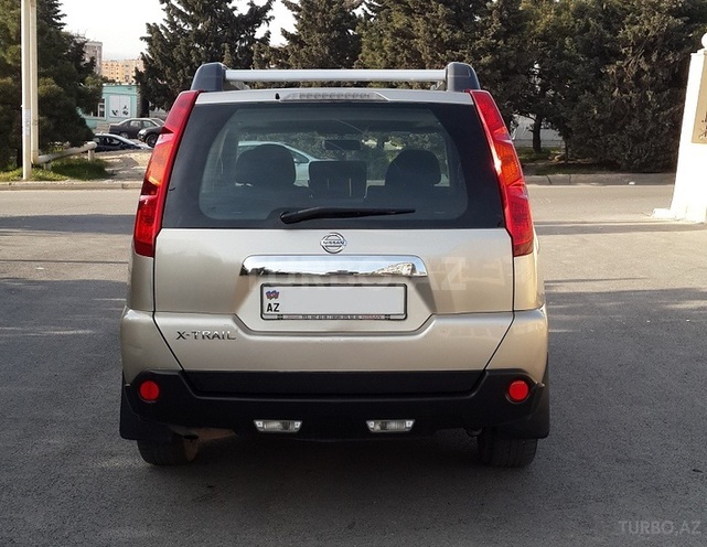 Nissan X-Trail 2010, 110,000 km - 2.5 l - Bakı