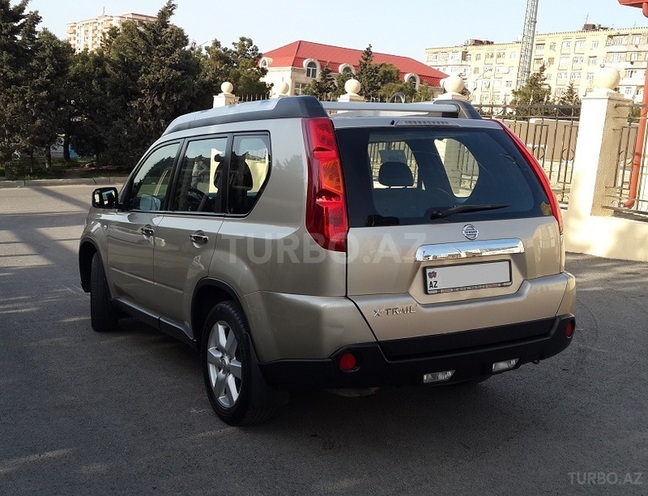 Nissan X-Trail 2010, 110,000 km - 2.5 l - Bakı