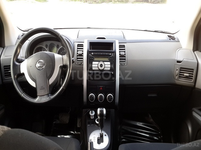 Nissan X-Trail 2010, 110,000 km - 2.5 l - Bakı
