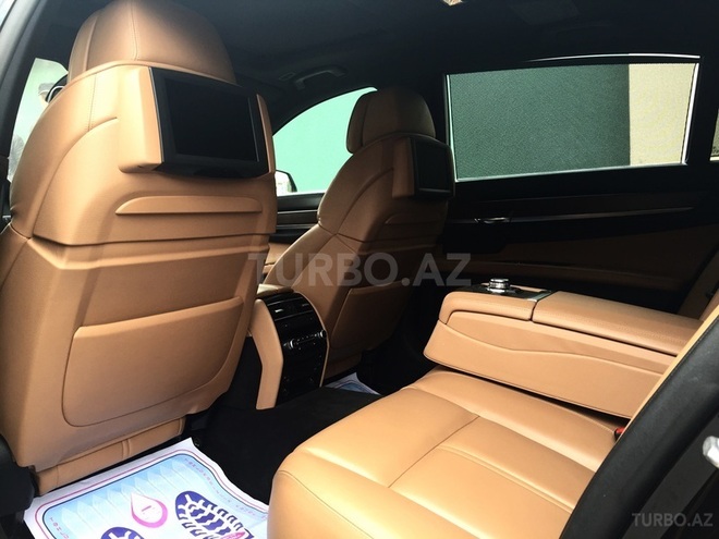 BMW 750 2012, 61,000 km - 4.4 l - Bakı