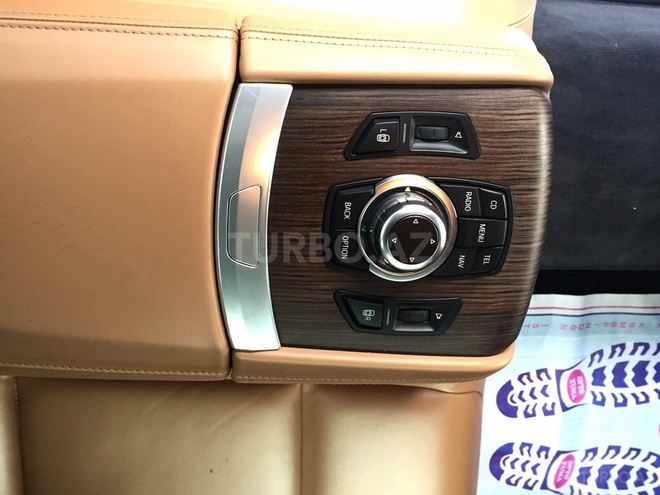BMW 750 2012, 61,000 km - 4.4 l - Bakı