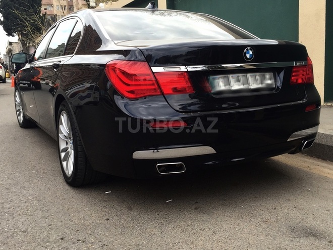 BMW 750 2012, 61,000 km - 4.4 l - Bakı