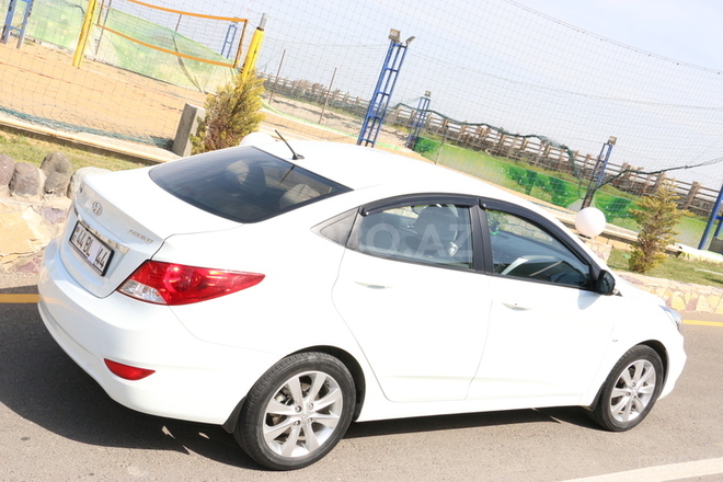 Hyundai Accent 2011, 46,918 km - 1.6 л - Bakı