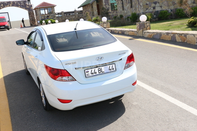 Hyundai Accent 2011, 46,918 km - 1.6 л - Bakı