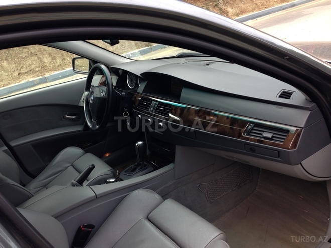 BMW 530 2005, 150,000 km - 3.0 l - Bakı