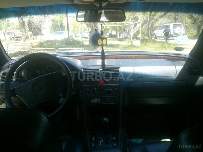 Mercedes C 240 1997, 291,000 km - 2.4 l - Bakı