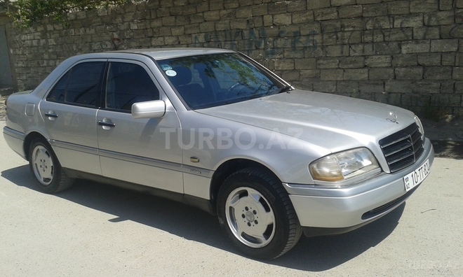 Mercedes C 220 1994, 256,000 km - 2.2 l - Bakı