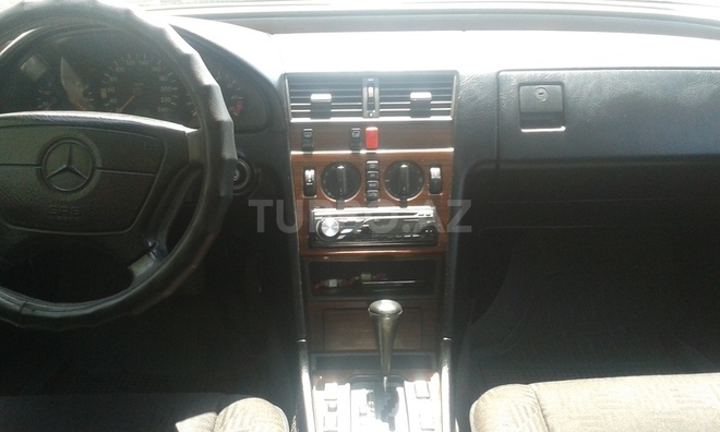 Mercedes C 220 1994, 256,000 km - 2.2 l - Bakı