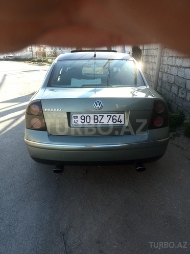 Volkswagen Passat 2001, 330,000 km - 2.0 l - Bakı