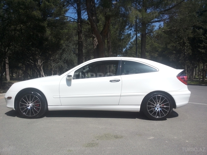 Mercedes C 230 2001, 250,000 km - 2.3 l - Bakı
