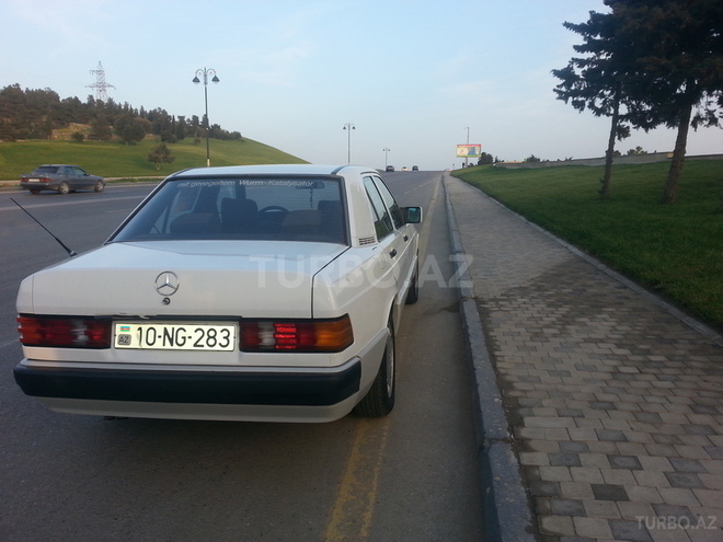 Mercedes 190 1993, 303,161 km - 2.0 l - Bakı