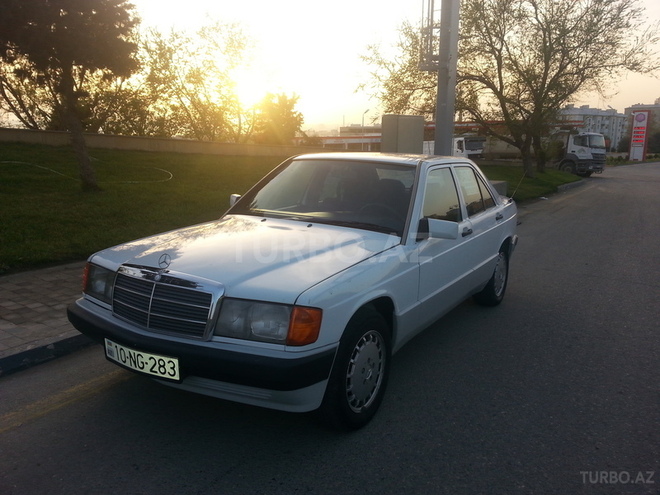 Mercedes 190 1993, 303,161 km - 2.0 l - Bakı