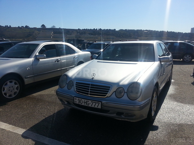 Mercedes E 270 2000, 250,000 km - 2.7 l - Bakı